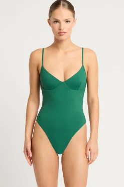Alana One Piece