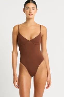 Alana One Piece