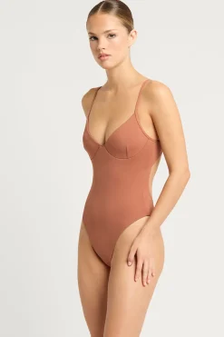 Alana One Piece