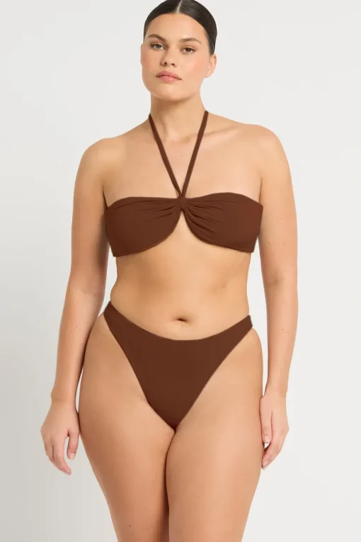 Crista Brief