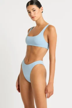 Crista Brief