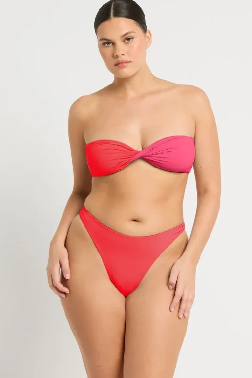 Crista Brief