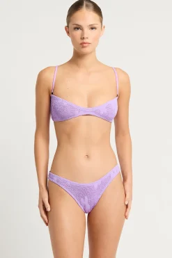 Layla Crop