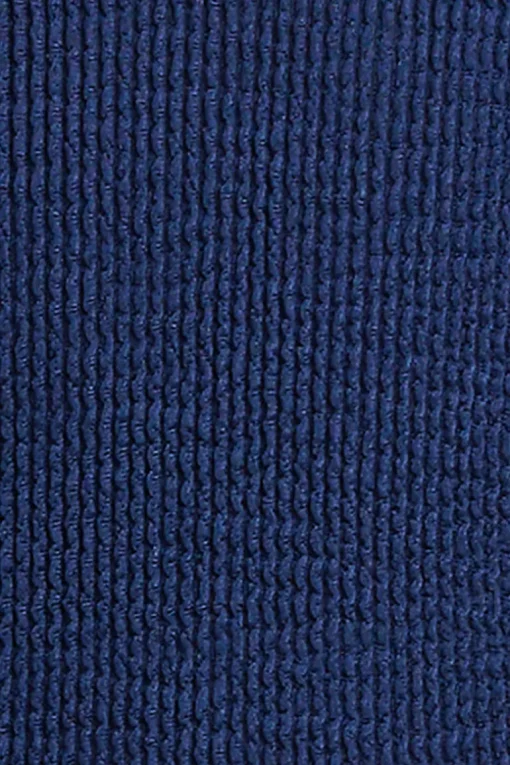 Layla Crop