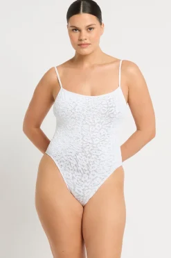 Low Palace One Piece