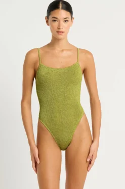 Low Palace One Piece