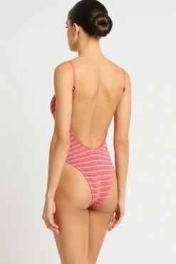 Low Palace One Piece