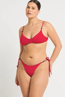 Mika Crop